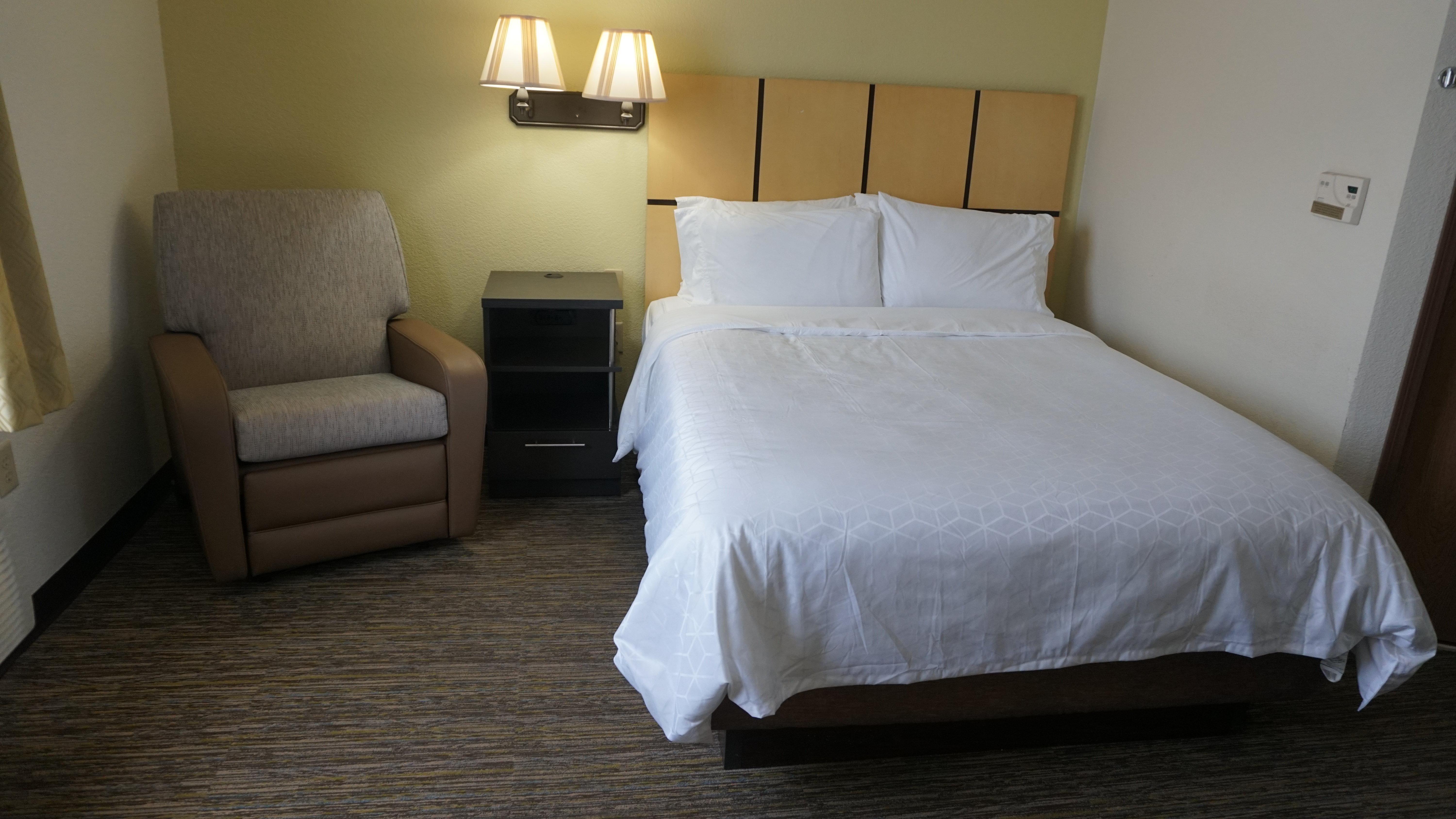 Candlewood Suites Tulsa Broken Arrow Exterior photo