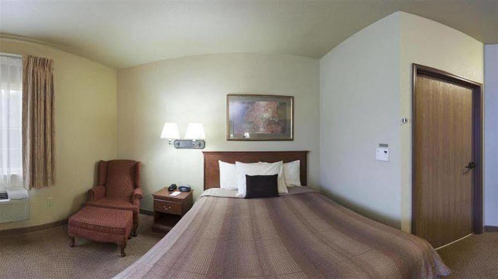 Candlewood Suites Tulsa Broken Arrow Exterior photo